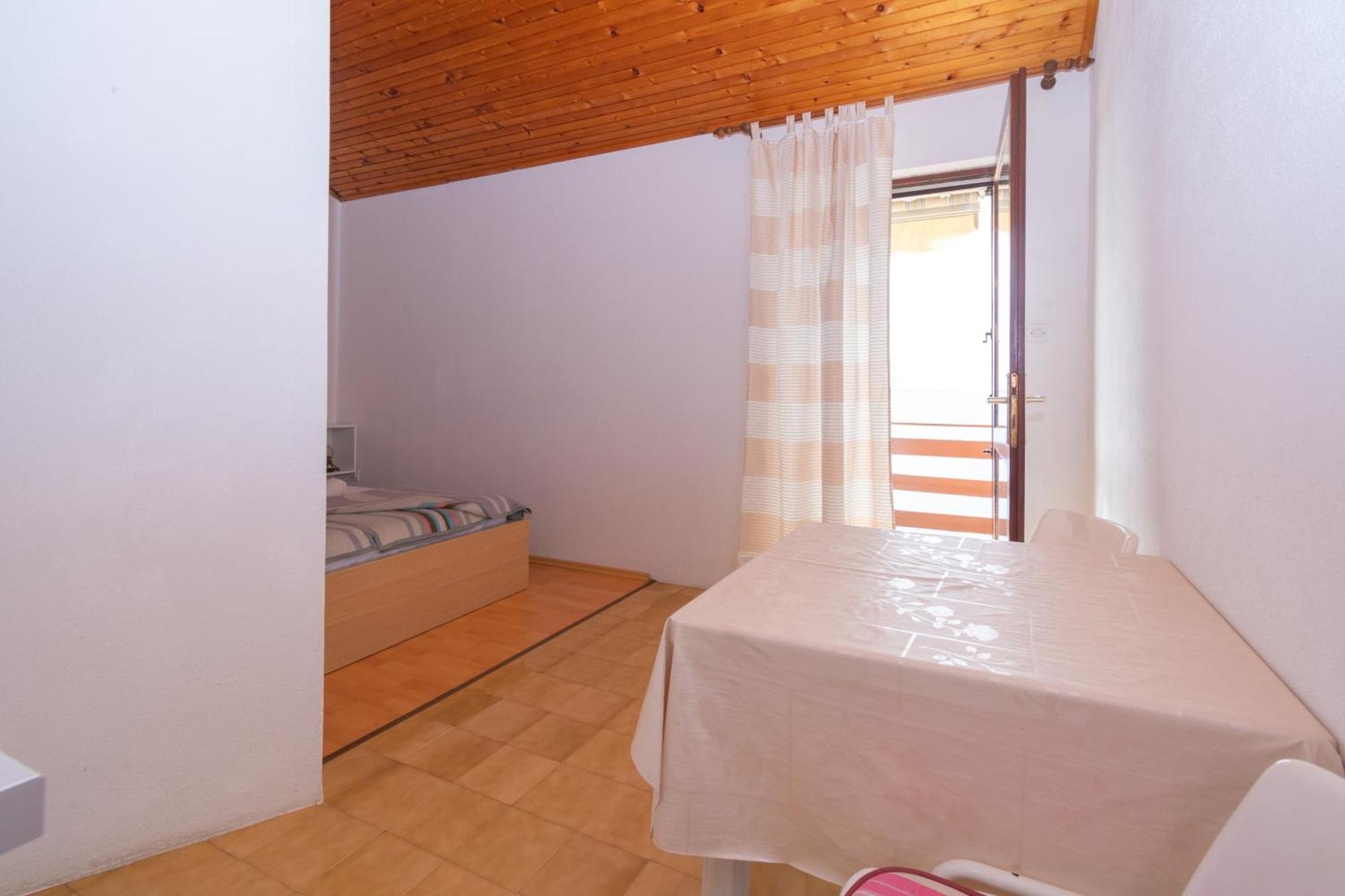 Apartments By The Sea Mandre, Pag - 4101 Kolan Rum bild